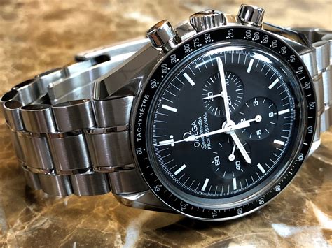 omegamoonswatch